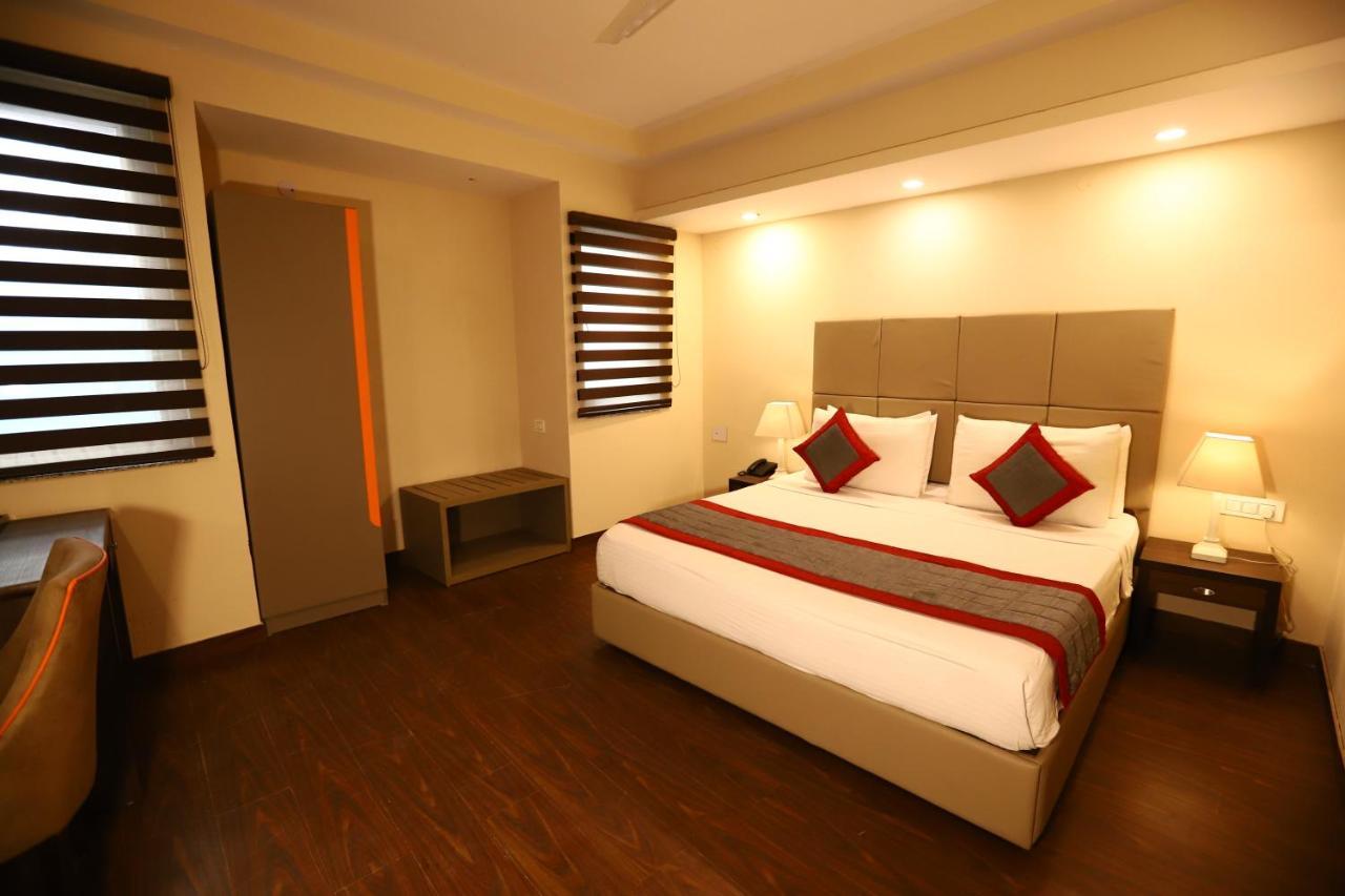 Hotel Azulo Inn Bhikaji Cama Place Delhi - Couple Friendly Local Ids Accepted New Delhi Luaran gambar