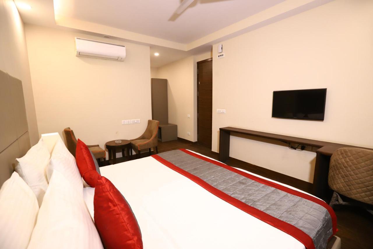 Hotel Azulo Inn Bhikaji Cama Place Delhi - Couple Friendly Local Ids Accepted New Delhi Luaran gambar